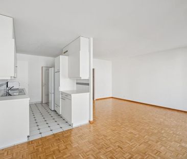 Sublime appartement dans quartier calme et proche du centre-ville - Photo 2