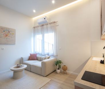 Studio/Γκαρσονιέρα για ενοικίαση Θησείο (Ιστορικό Κέντρο) - Photo 4