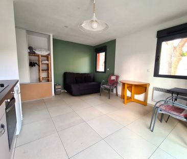 Location Appartement 1 pièces 27 m2 à Cannes - Photo 3