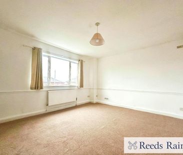 3 bedroom apartment to rent - Photo 2