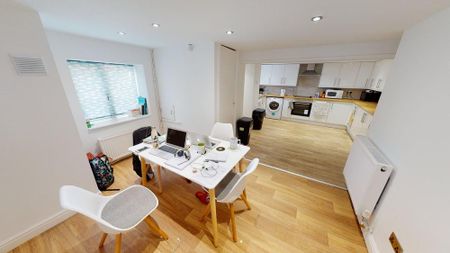 4 bedroom house to rent - Photo 2