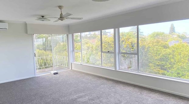 A sunny home - Photo 1