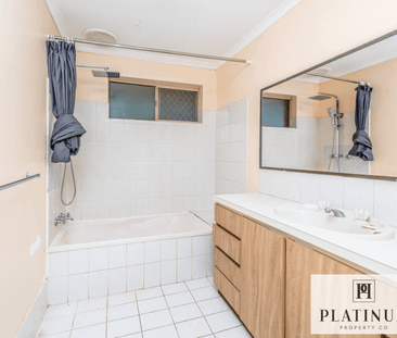 Low-Maintenance 3 Bedroom Home - Photo 5