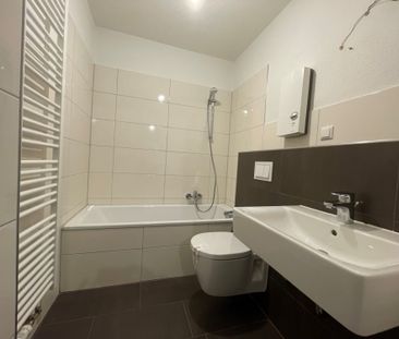 *moderne und renovierte Balkonwohnung in guter Lage* - Photo 1