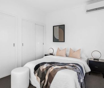 Stylish Four-Bedroom Home Offering Comfort and Convenience - Photo 5