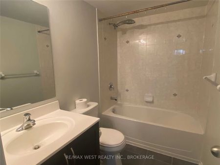 For Lease - 130 Widdicombe Hill Boulevard Unit# 421, Toronto, Ontario - Photo 5