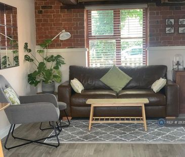 2 bedroom end of terrace house to rent - Photo 4