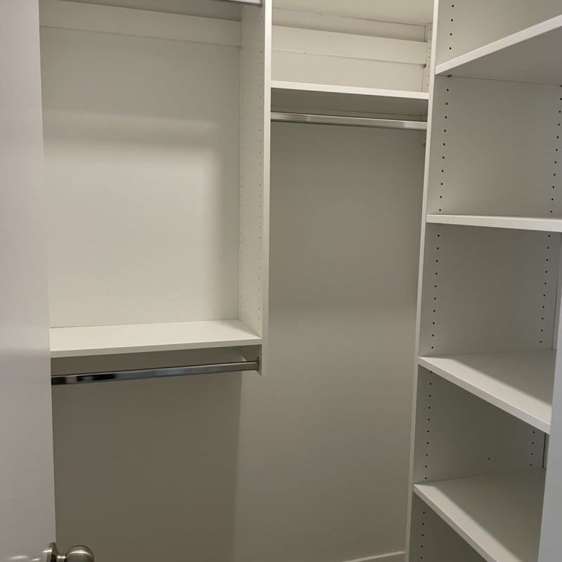 Nassau House - Photo 1