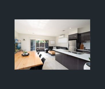 Immaculate Three Bedroom Unit - Photo 1