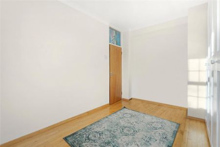 3 bedroom apartment to rent - Photo 5