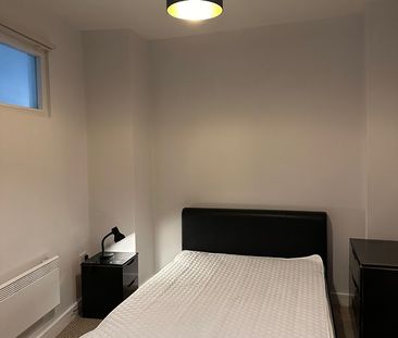 2 Bed Flat, Princess Street, M1 - Photo 2