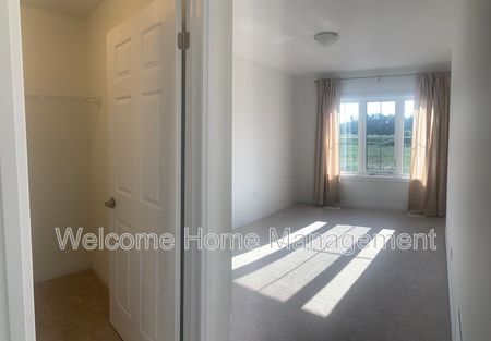 $2,495 / 3 br / 2.5 ba / Spacious 3-Bedroom, 2.5-Bathroom Newly Built Home in Thorold - Photo 2