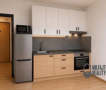 Pronájem bytu 2+kk 42 m² - Fotografie 3