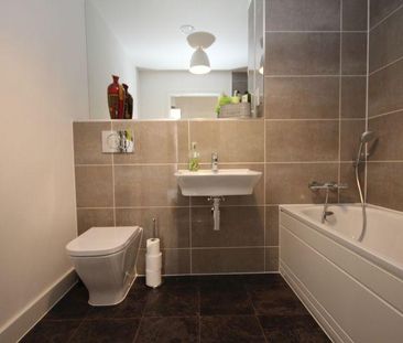 2 bedroom apartment to rent - Photo 6