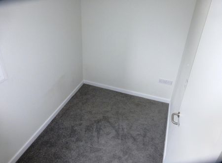 Cheapside, Bradford - Photo 2