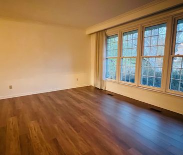 For Lease - 6 Fairhill Crescent, Toronto, Ontario - Photo 2