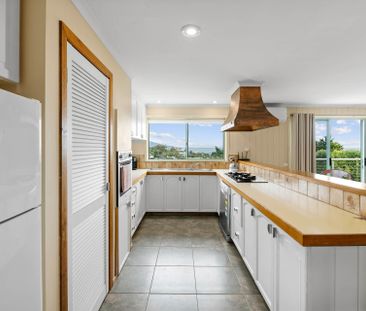 12 Fairbairn Avenue, Mount Martha - Photo 2