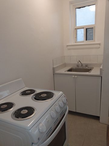 1 Bedroom Apartment - Downtown Toronto - Photo 4