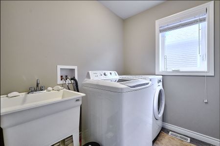 For Lease - 967 Wright Drive Unit# Main, Midland, Ontario - Photo 5