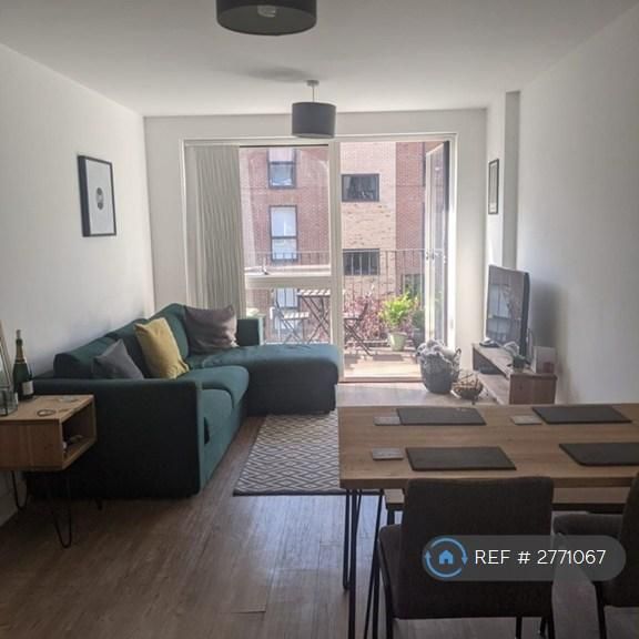 1 bedroom flat to rent - Photo 1