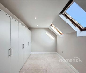 3 bedroom semi-detached house to rent - Photo 5