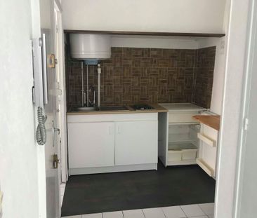 Location Appartement 1 pièce 23m² POITIERS 86000 - Photo 1