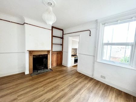 St. Peters Street, Tunbridge Wells - Photo 2