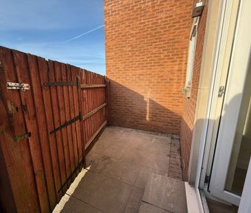 2 Bed Flat, Broadfield Court, BS15 - Photo 5