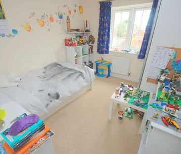 Honeysuckle Close, Norwich, NR4 - Photo 6