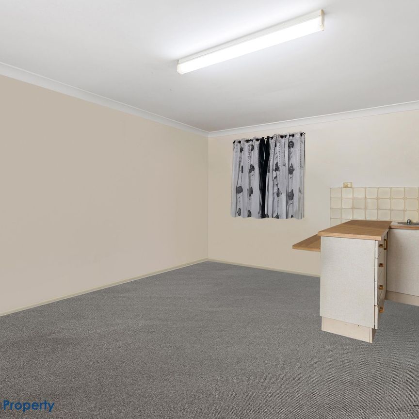 This impeccably presented timber home is sure to impress! - Photo 1