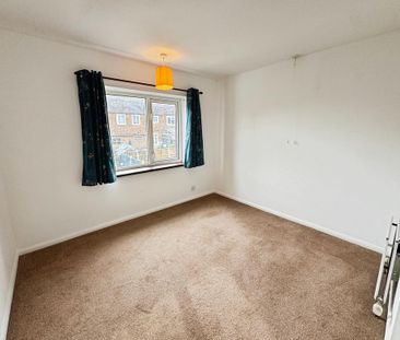 2 bedroom semi-detached house to rent - Photo 6