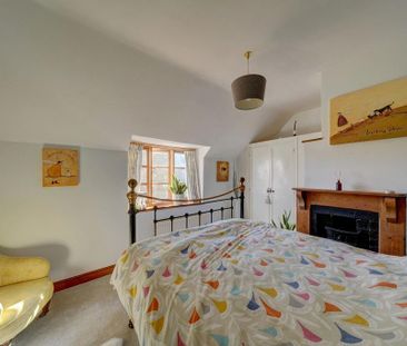 2 bedroom terraced house to rent - Photo 3