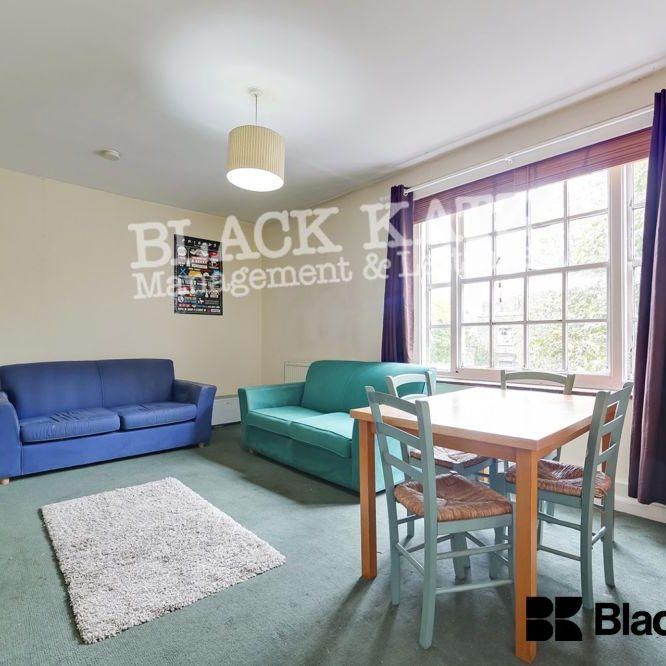 3 bedroom apartment to rent - Photo 1