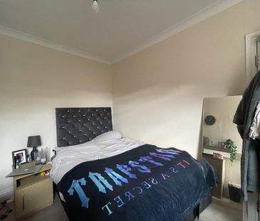 4 bedroom house to rent - Photo 2