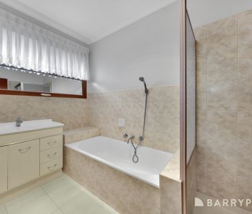 Prime Location & Neat as a pin! - Photo 6