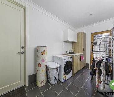 38 McGowan Crescent, Googong - Photo 2