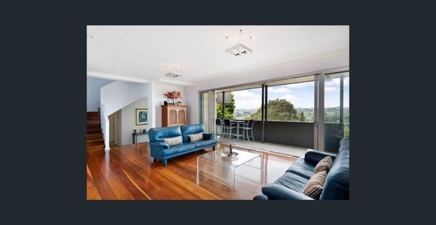 Modern Spacious Family Home with Private Level Lawn - Photo 1