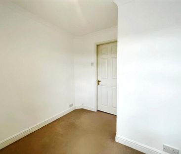 2 bedroom end of terrace house to rent - Photo 5