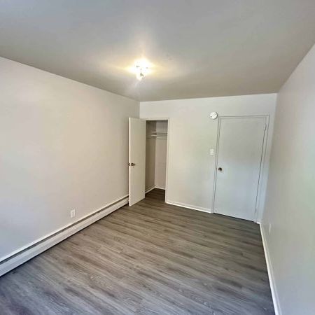 59 Stanley St, Unit 3, Kingston, ON - Photo 1