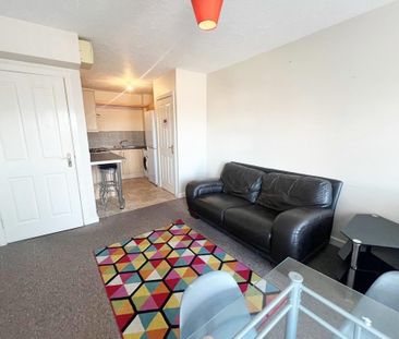 2 bedroom apartment to rent - Photo 3