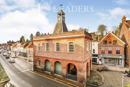 High Street, Reigate, RH2 - Photo 2