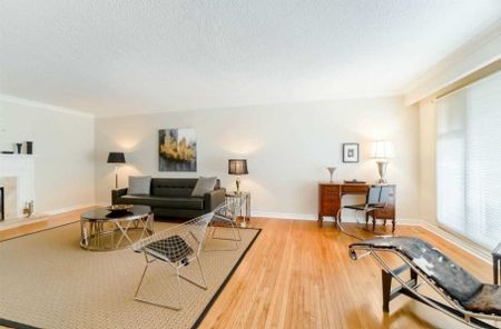 For Lease - 14 Alphonse Crescent, Mississauga, Ontario - Photo 2