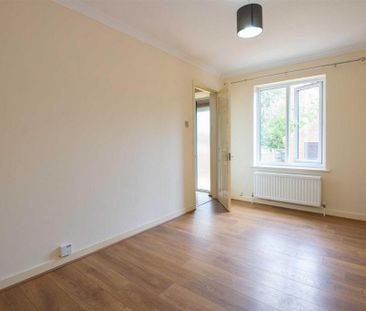 5 bedroom detached house to rent - Photo 6