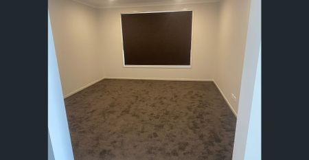 Situation in a prime new estate - Photo 5