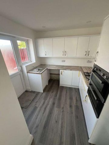 Holland Way, Liverpool, L26 - Photo 5