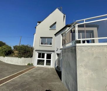 Location maison 4 pièces - 127m² à Ploermel (56800) - Photo 2