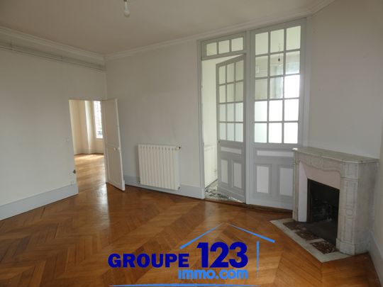 Location Appartement 3 pièces 117m² JOIGNY 89300 - Photo 1