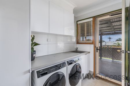 17 Candlebark CRT, Glenvale QLD 4350 - House For Rent | Domain - Photo 3