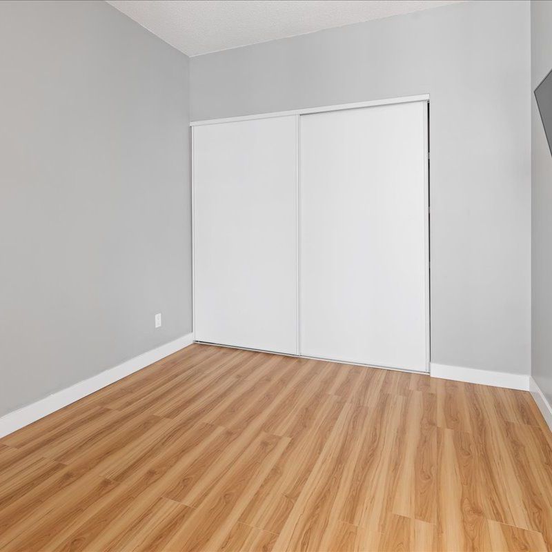 For Lease - 33 Charles Street Unit# 811, Toronto, Ontario - Photo 1