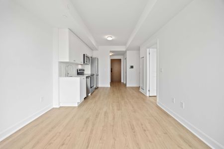 For Lease - 3240 William Coltson Avenue Unit# 1108, Oakville, Ontario - Photo 4